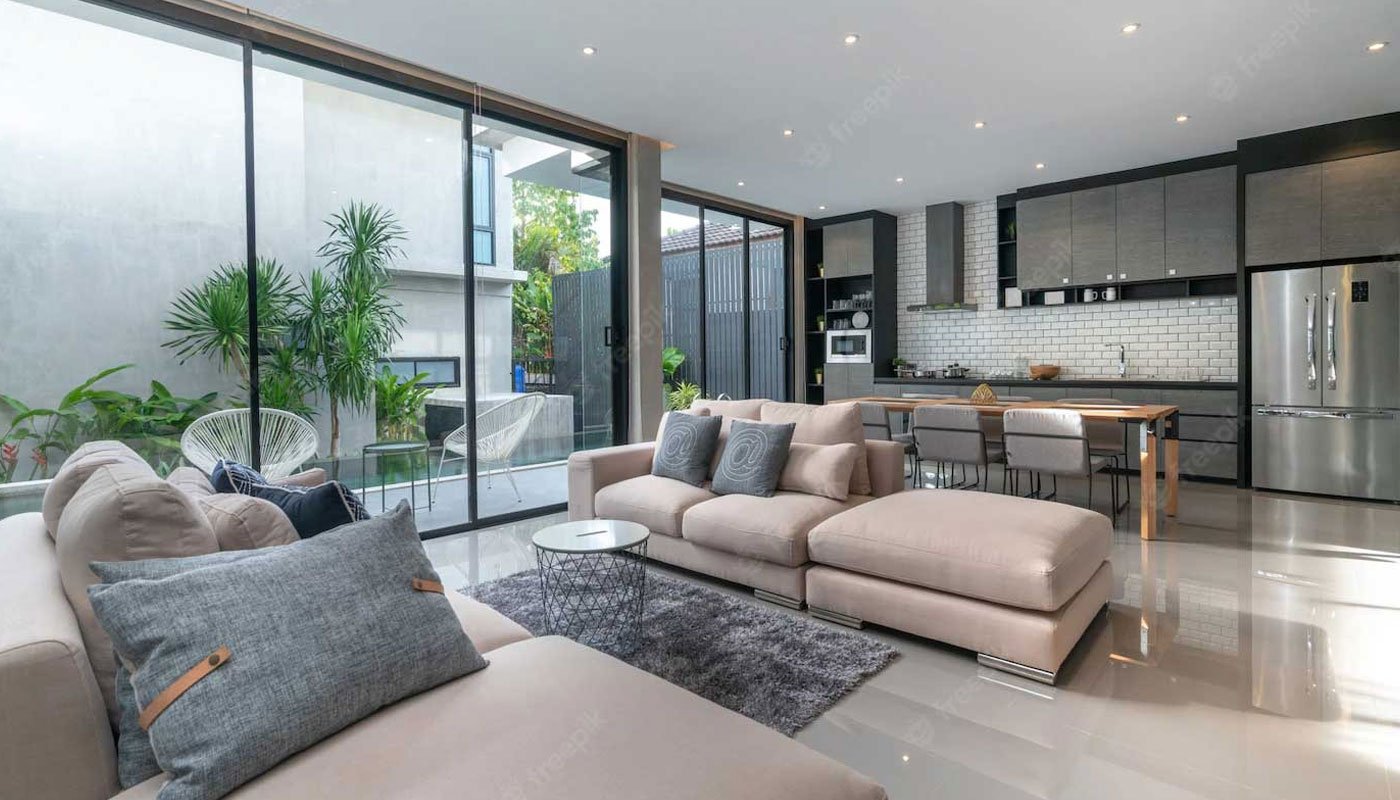 Sobha Hoskote Image 1